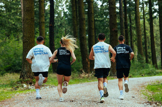 Lifters Community beim Run im Wald mit der neuen Lifters Hybrid Collection