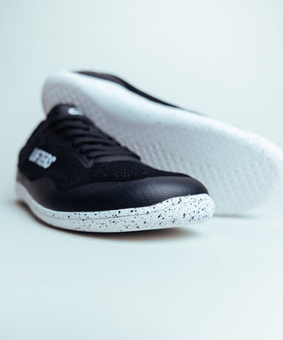 Barfußschuhe fallen in der Regel eine Nummer größer aus als herkömmliche Schuhe.